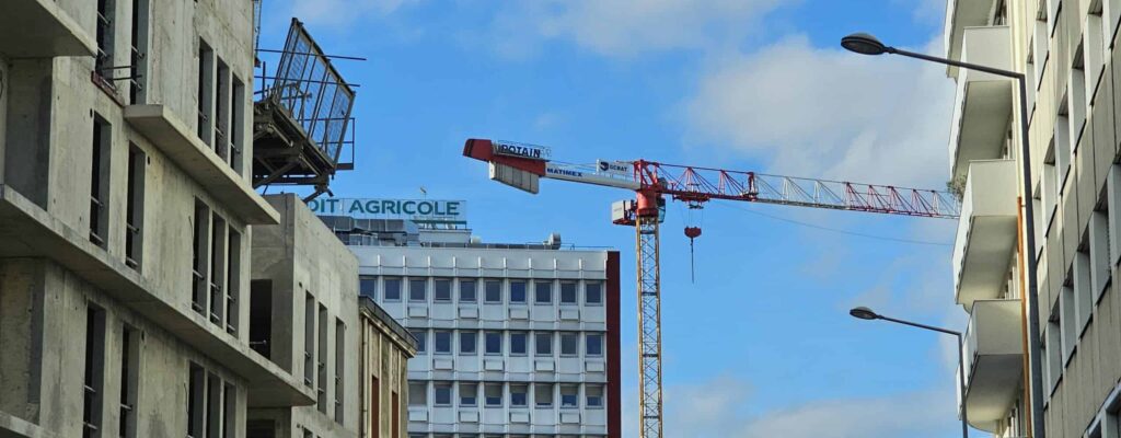 LOCATION GRUE A TOUR POTAIN TYPE MDT 219 J10 GRANDE HAUTEUR
